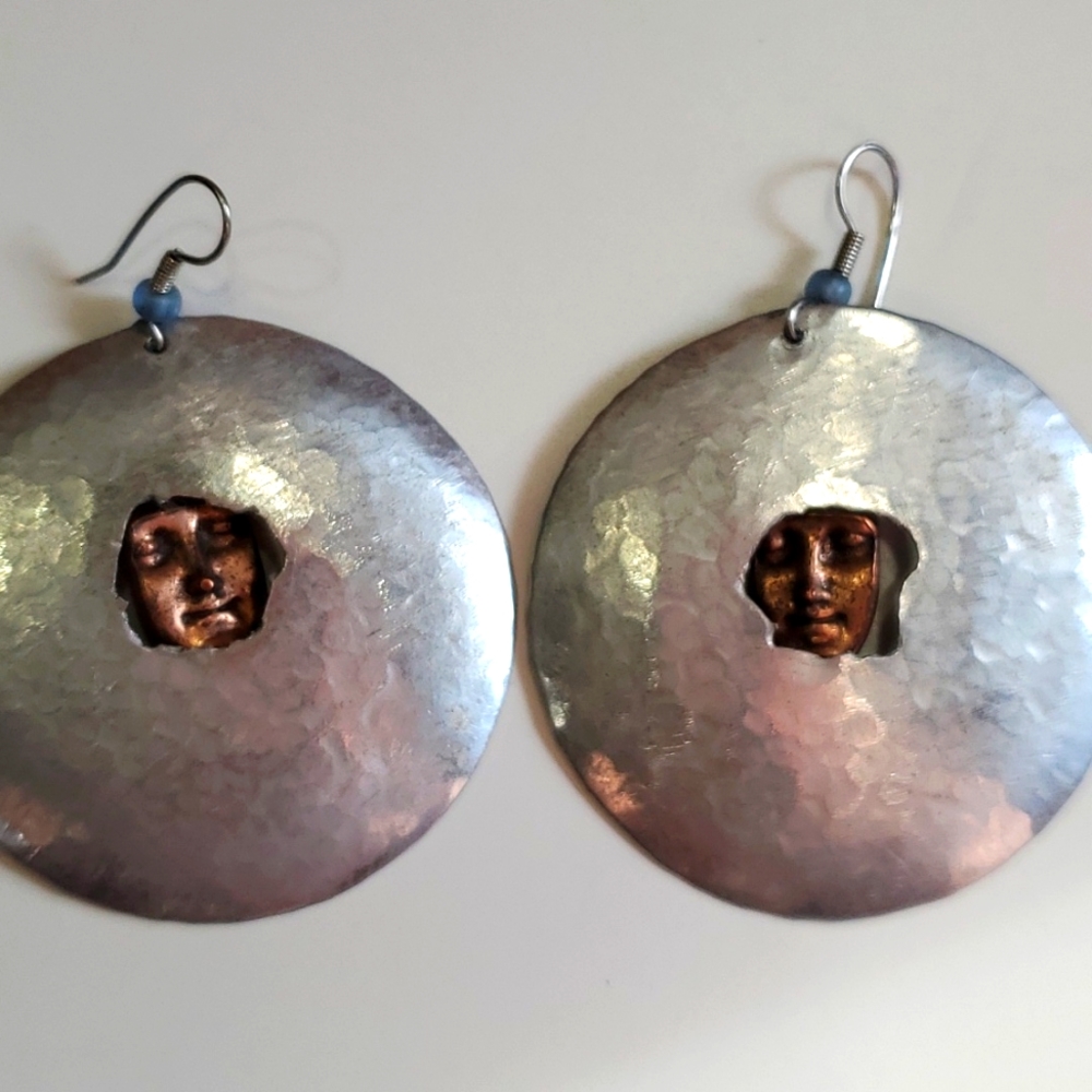 Earings